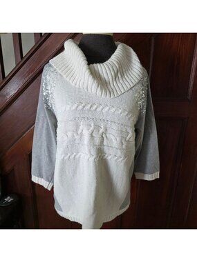 Zenergy By Chicos Gray & Ivory Knit Sweater Sequins & Cable Knit Design Size 1 M